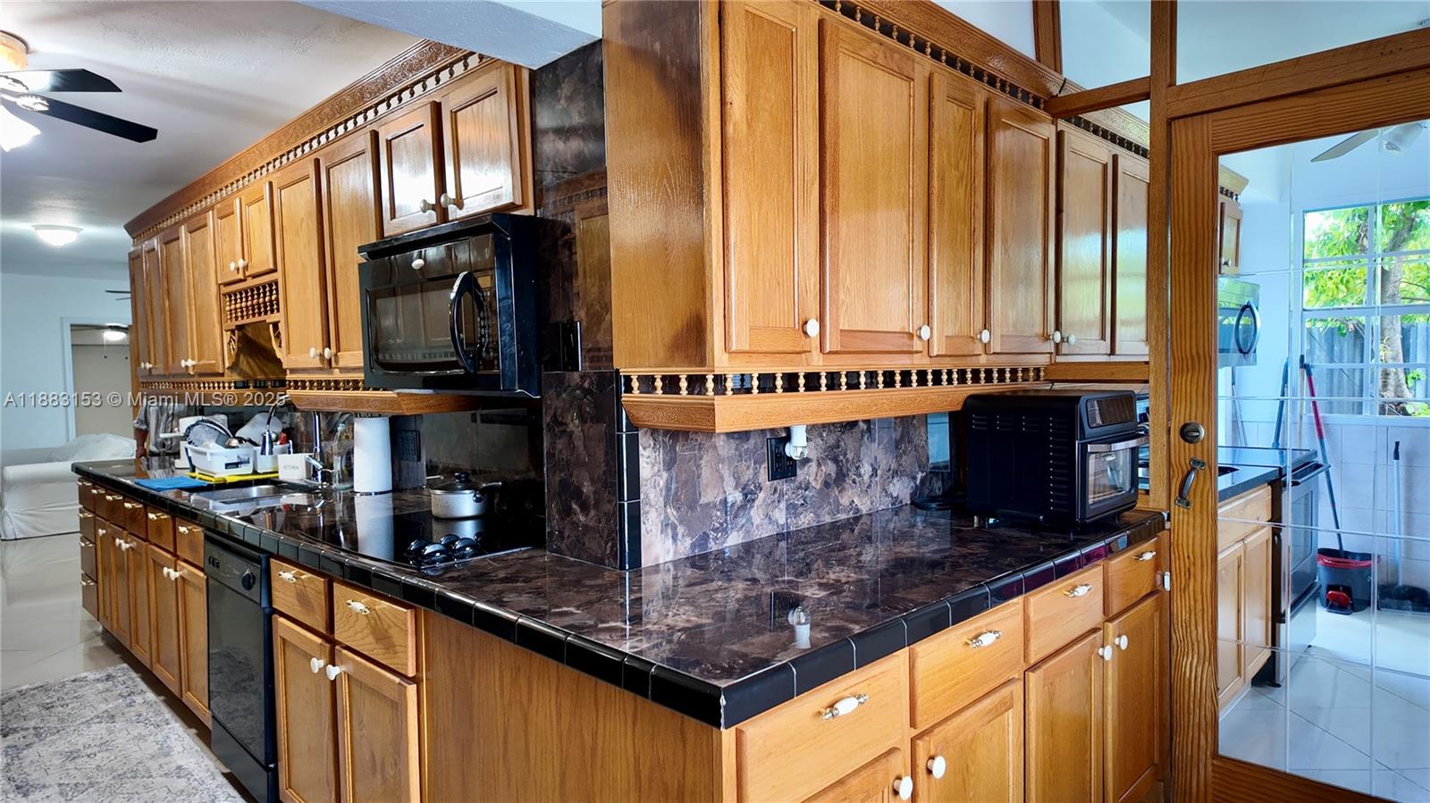   /  3059 sq. ft. $ 2025-09-23 0 Photo
