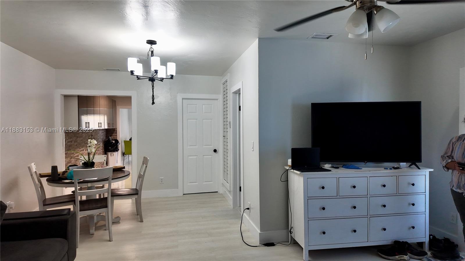   /  3059 sq. ft. $ 2025-09-23 0 Photo