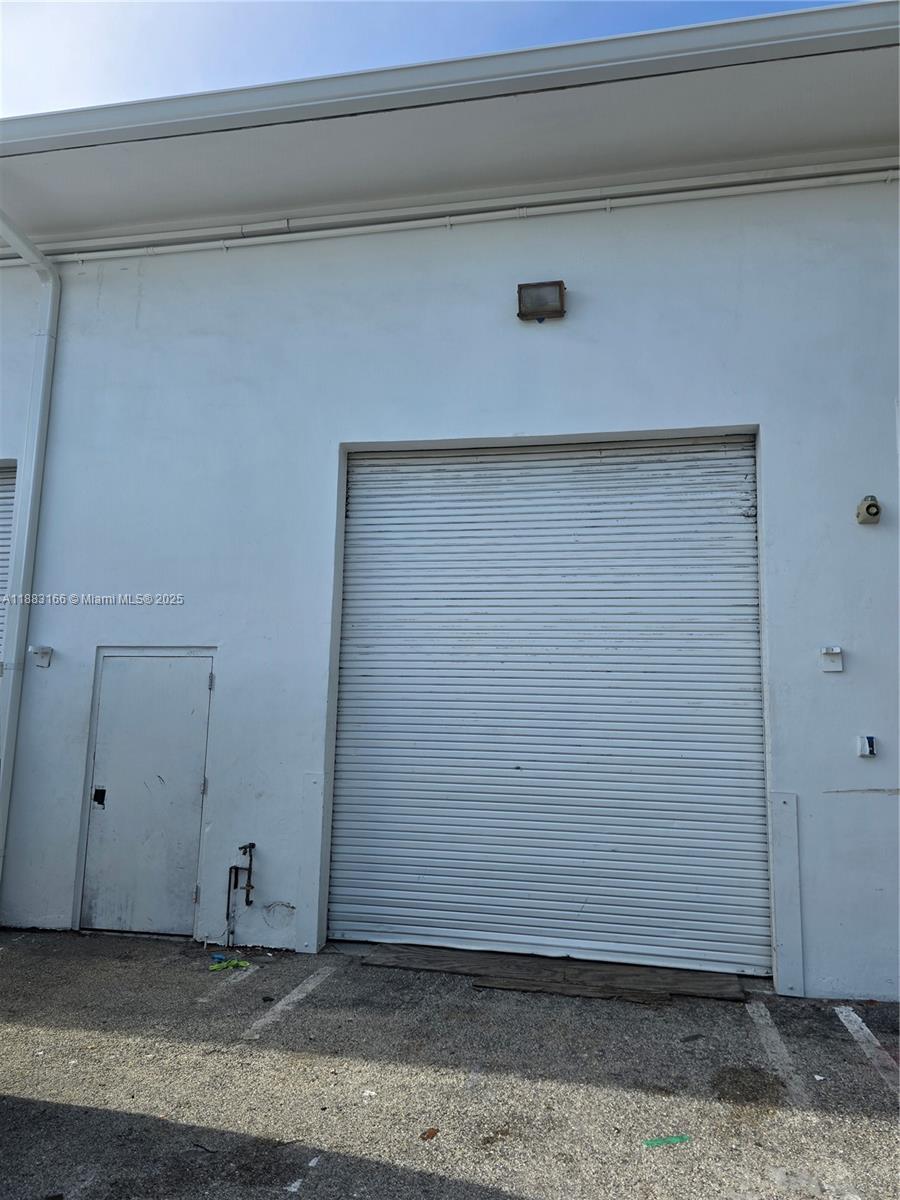 11917  /   sq. ft. $ 2025-09-23 0 Photo