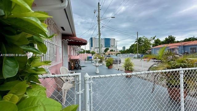   /  2052 sq. ft. $ 2025-09-23 0 foto