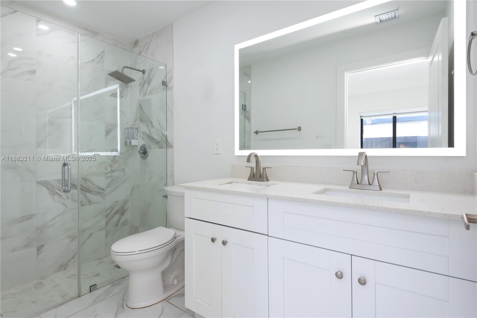   /  1998 sq. ft. $ 2025-09-23 0 Photo