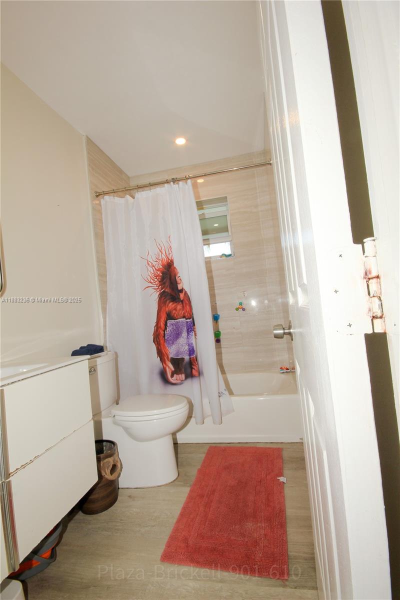   /   sq. ft. $ 2025-09-23 0 Photo