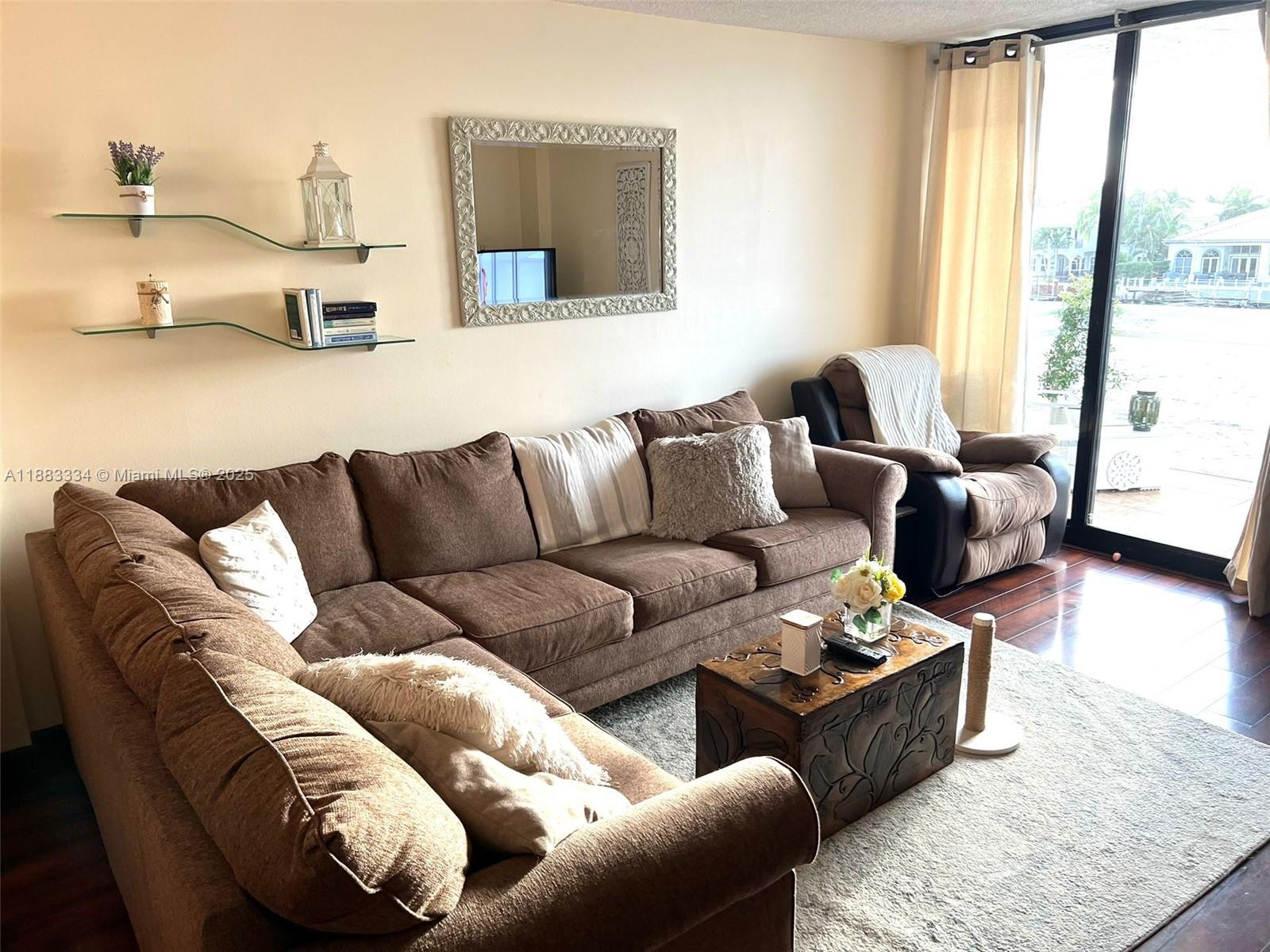 Photo of 1600 Ocean Dr  #3D, Hollywood, Florida, 33019 - 