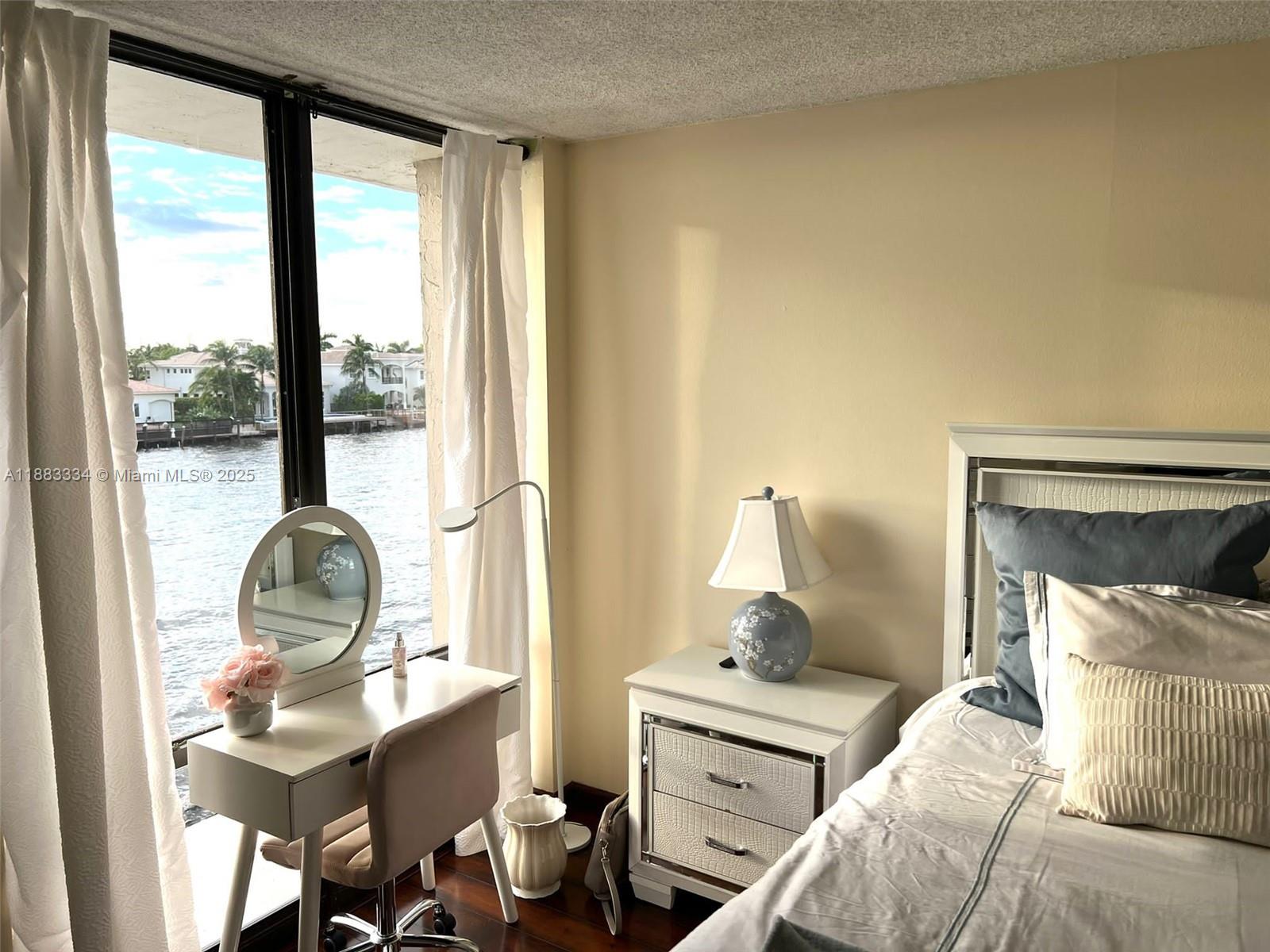 Photo of 1600 Ocean Dr  #3D, Hollywood, Florida, 33019 - 