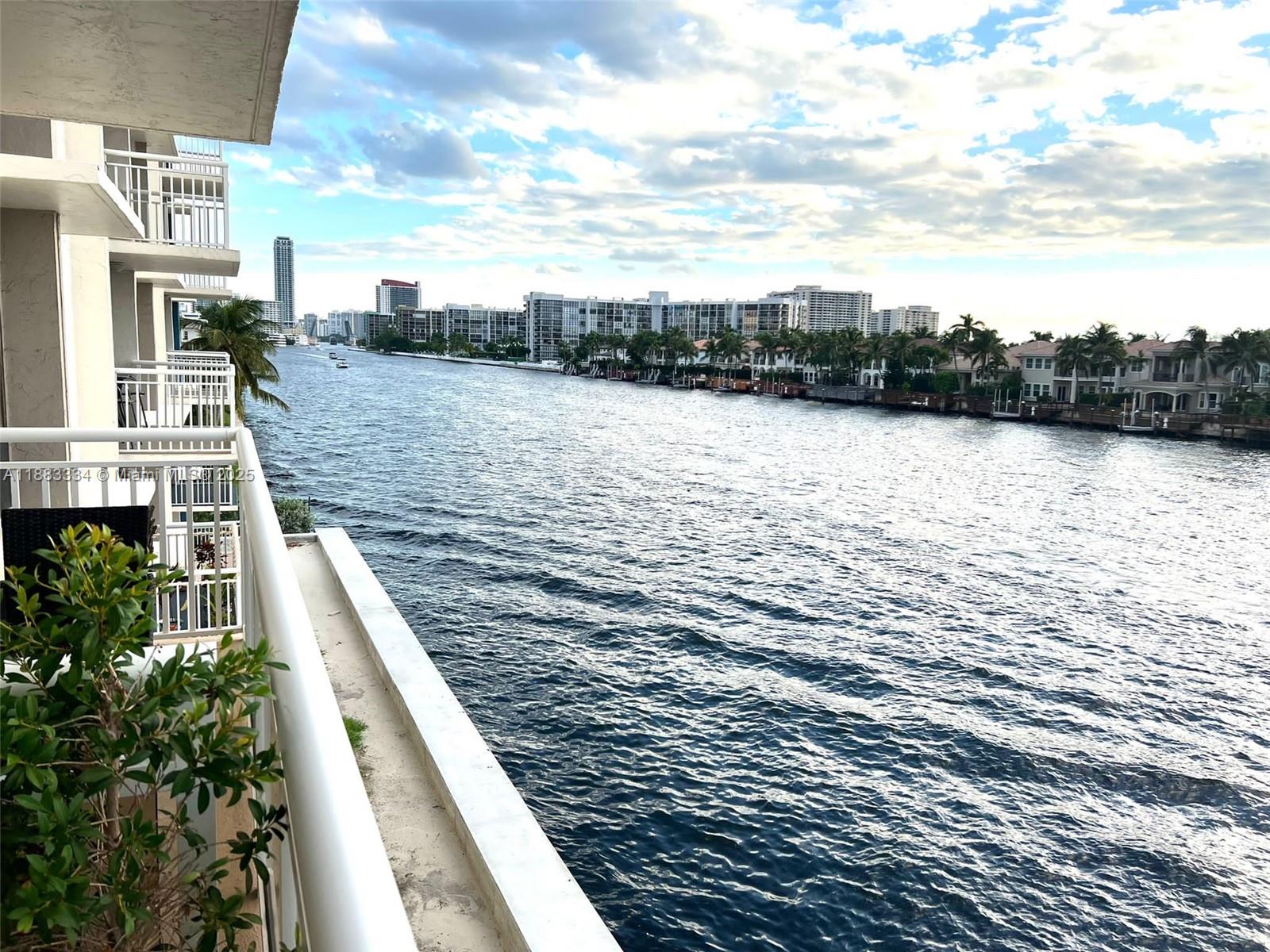 Photo of 1600 Ocean Dr  #3D, Hollywood, Florida, 33019 - 