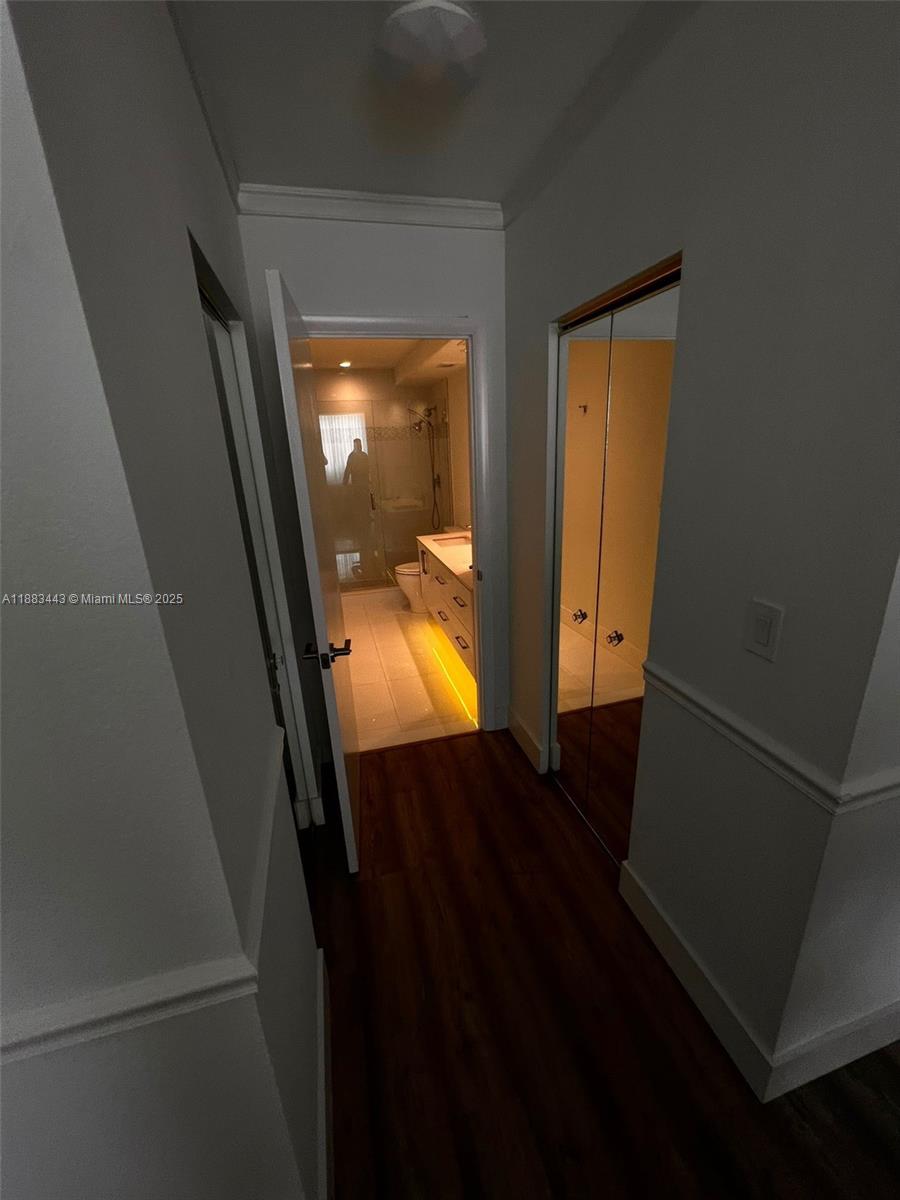 1021 2 / 2 1350 sq. ft. $ 2025-09-23 0 Photo