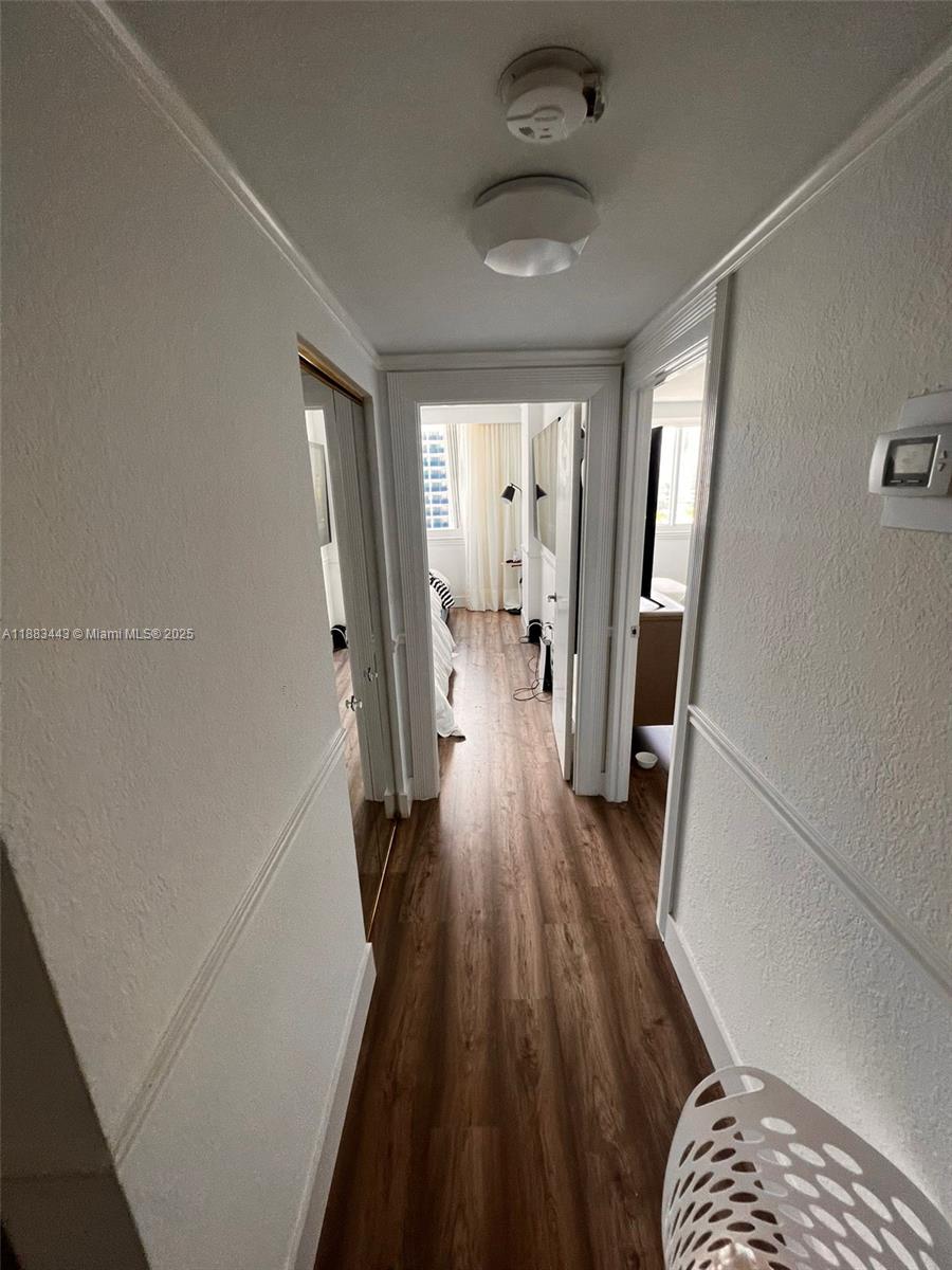 1021 2 / 2 1350 sq. ft. $ 2025-09-23 0 Photo