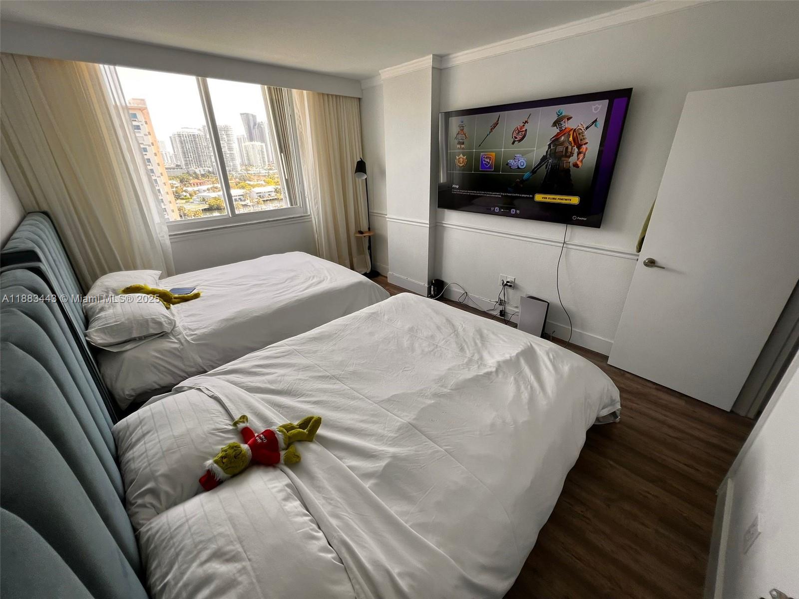 1021 2 / 2 1350 sq. ft. $ 2025-09-23 0 Photo