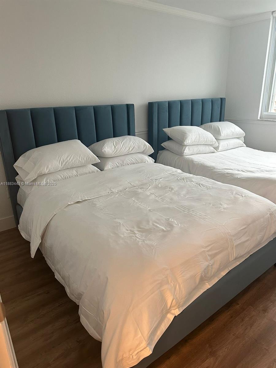 1021 2 / 2 1350 sq. ft. $ 2025-09-23 0 Photo