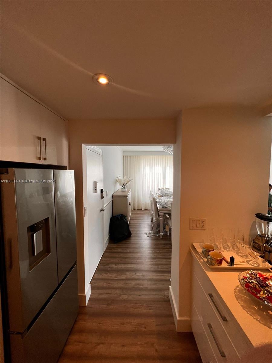 1021 2 / 2 1350 sq. ft. $ 2025-09-23 0 Photo