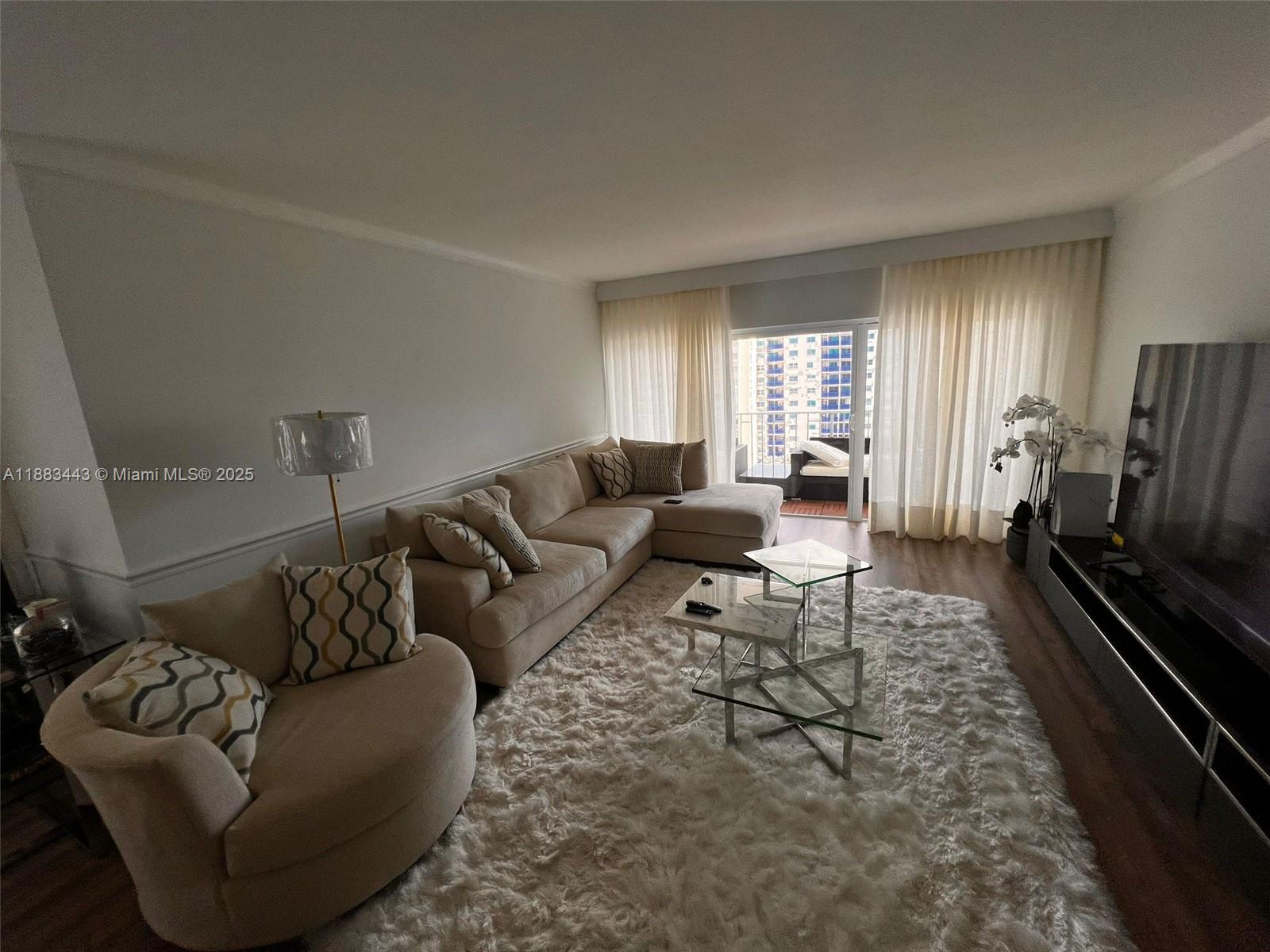 1021 2 / 2 1350 sq. ft. $ 2025-09-23 0 Photo