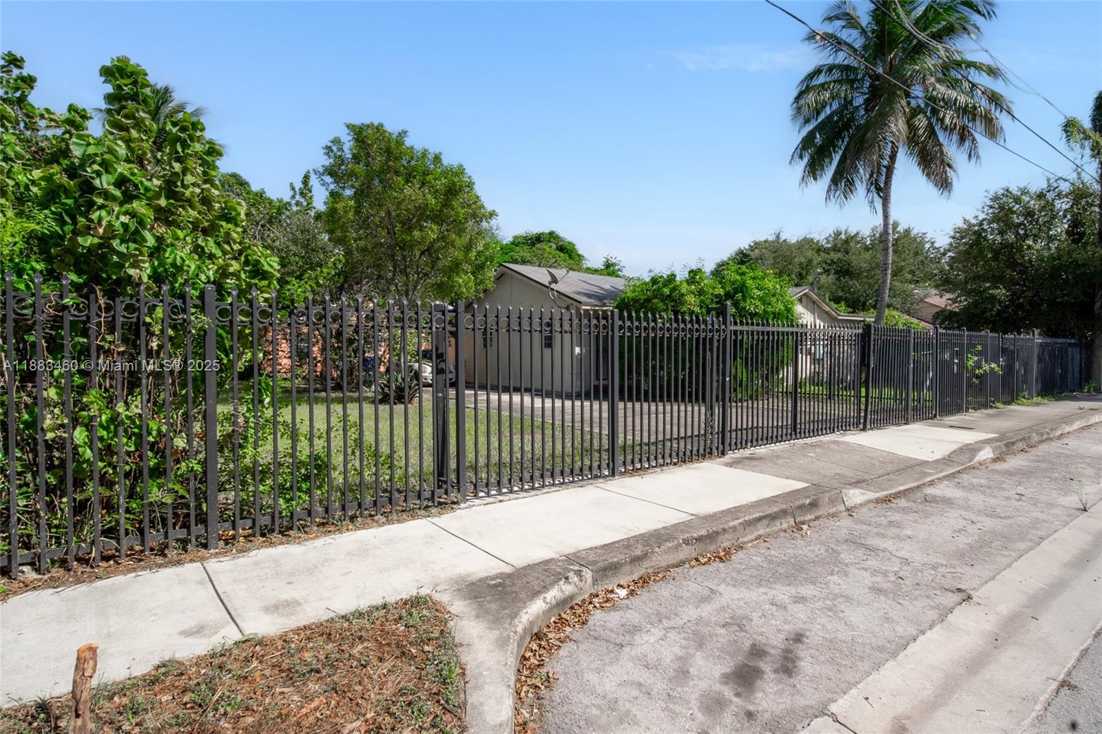 See details / 1493 sq. ft. $ 2025-09-23 0 Photo