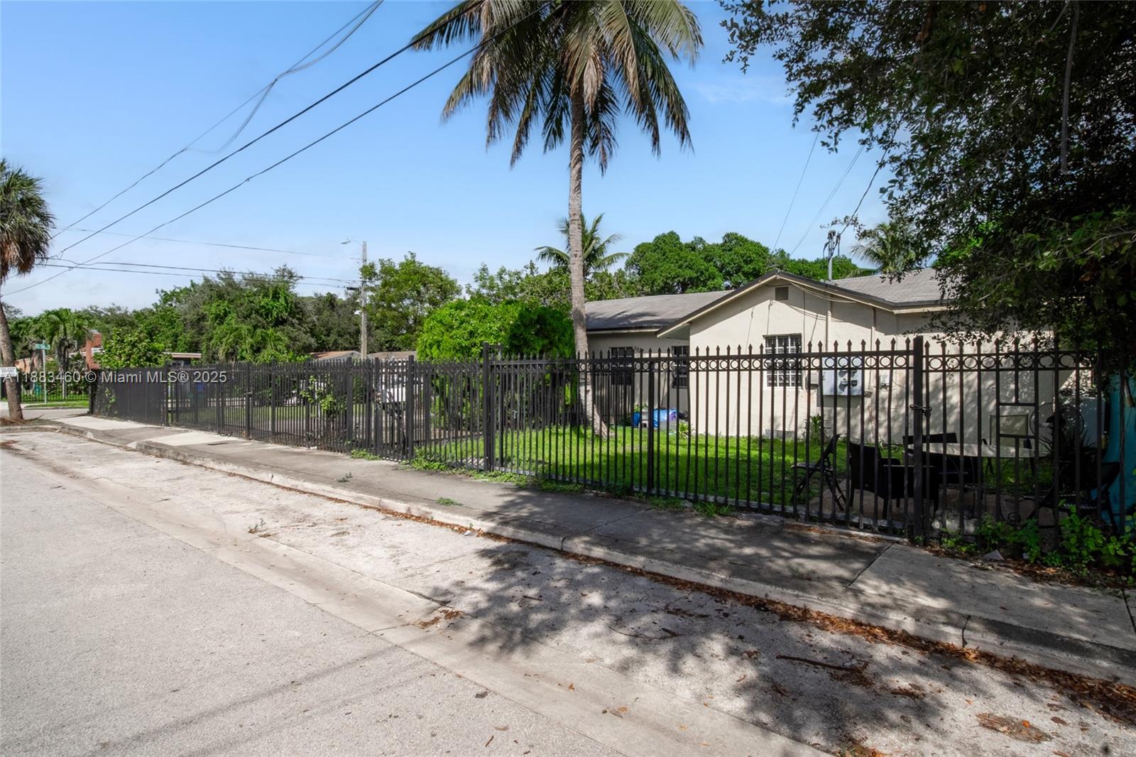 See details / 1493 sq. ft. $ 2025-09-23 0 Photo