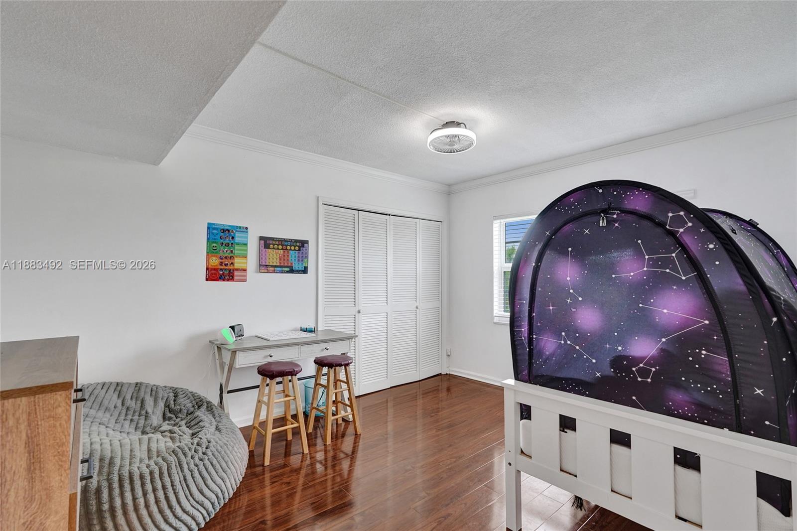 See details 501 3 / 2 1390 sq. ft. $ 2026-07-06 0 Photo