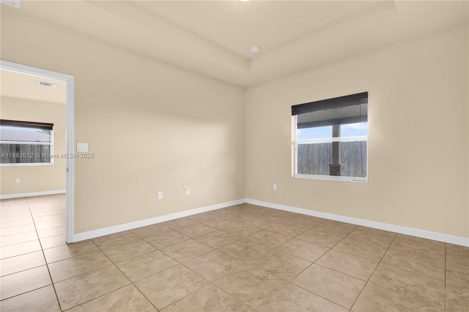 2401 4 / 2 1400 sq. ft. $ 2025-10-24 0 Photo