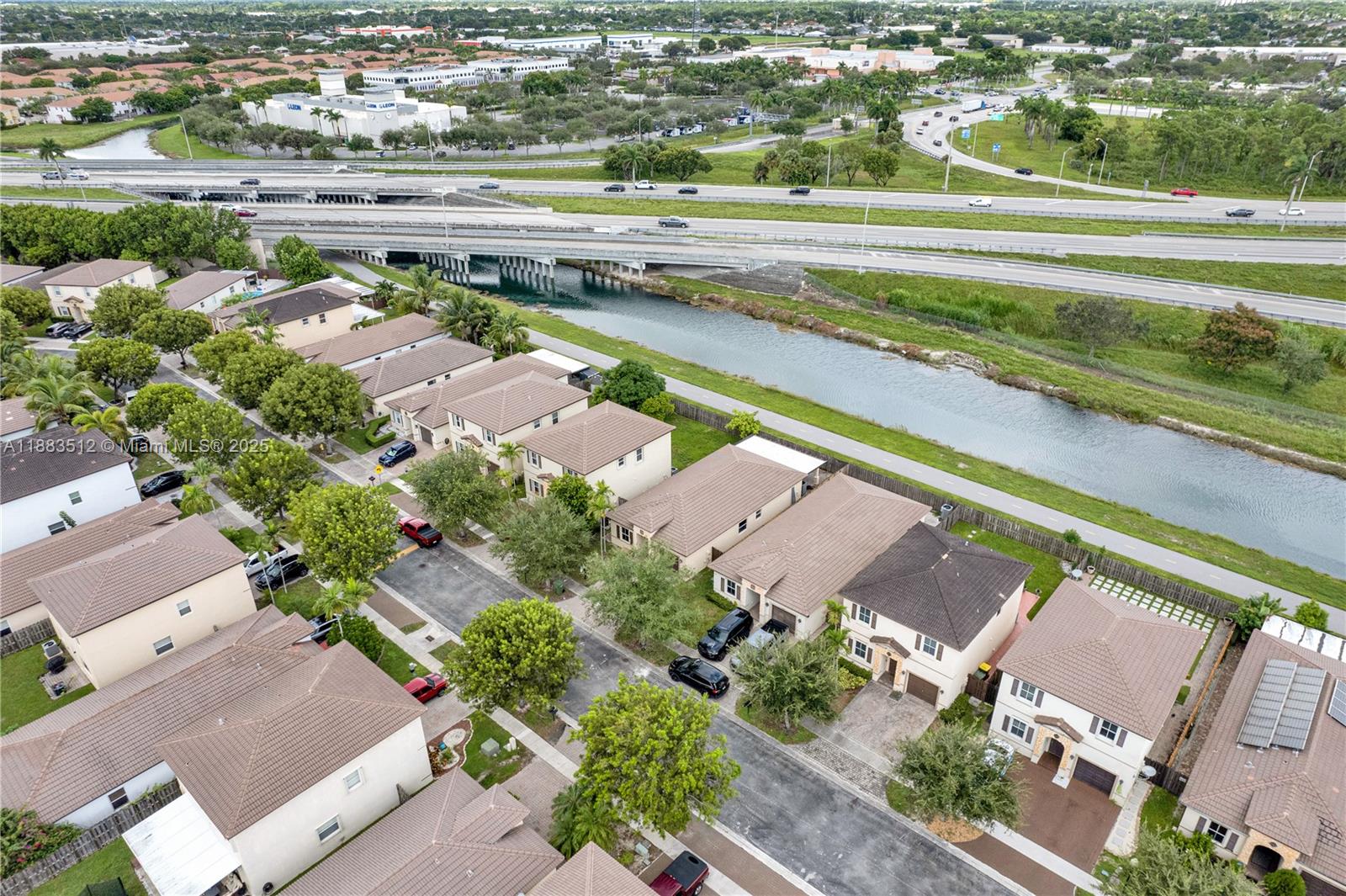 2401 4 / 2 1400 sq. ft. $ 2025-10-24 0 Photo