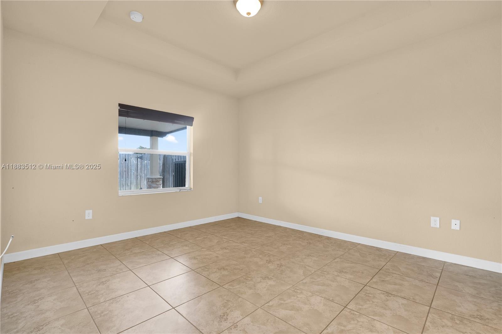 2401 4 / 2 1400 sq. ft. $ 2025-10-24 0 Photo