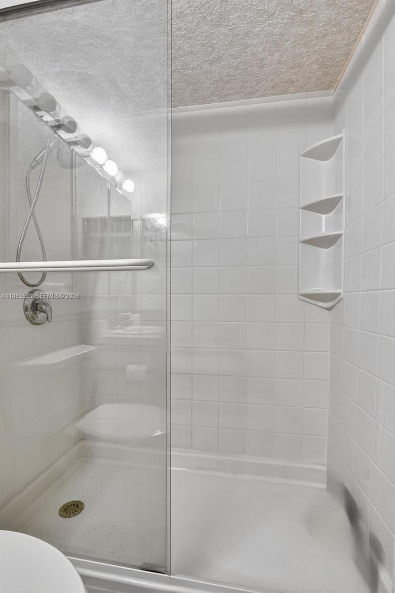 2009 1 / 2 700 sq. ft. $ 2026-07-24 0 foto