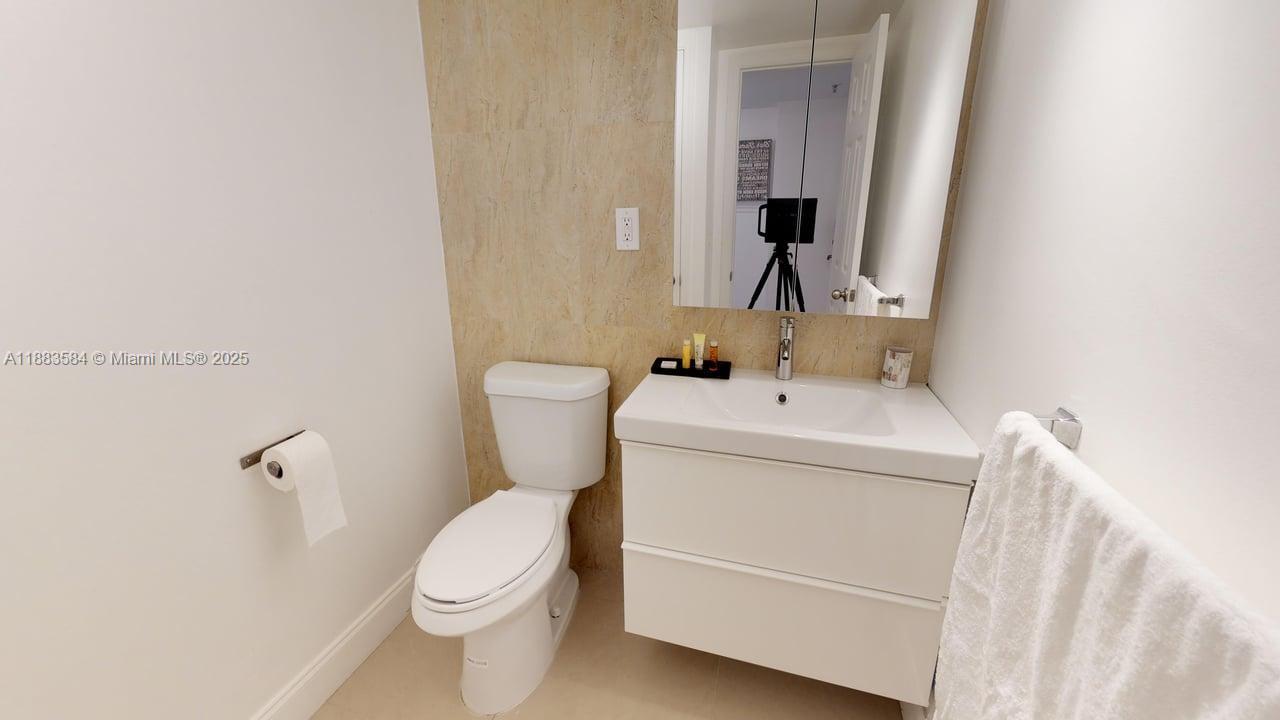 Photo of 19370 Collins Ave  #620, Sunny Isles Beach, Florida, 33160 - 