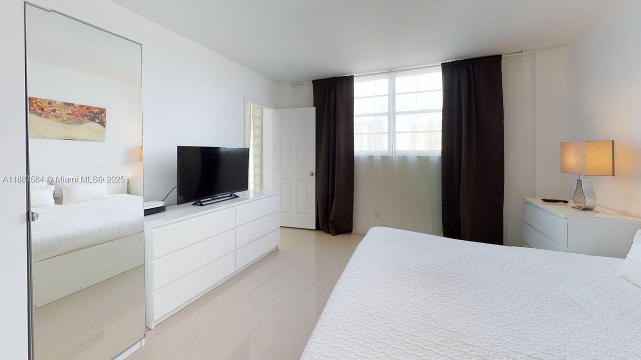 Photo of 19370 Collins Ave  #620, Sunny Isles Beach, Florida, 33160 - 