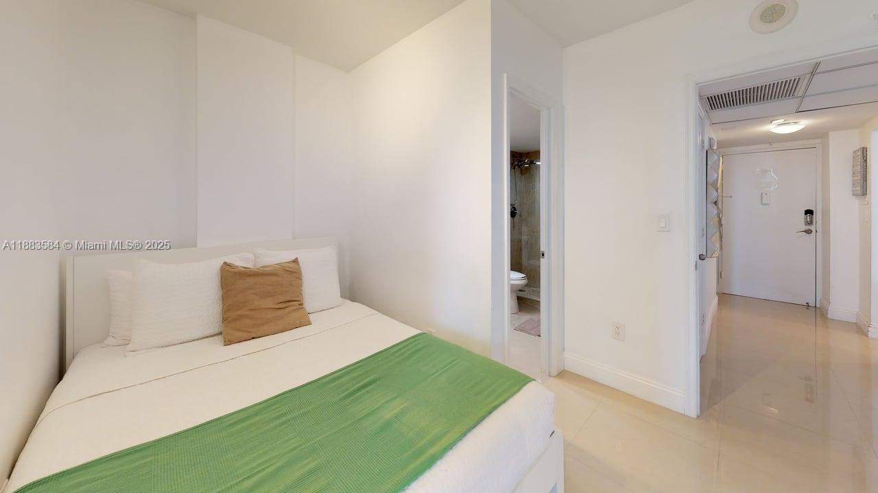 Photo of 19370 Collins Ave  #620, Sunny Isles Beach, Florida, 33160 - 