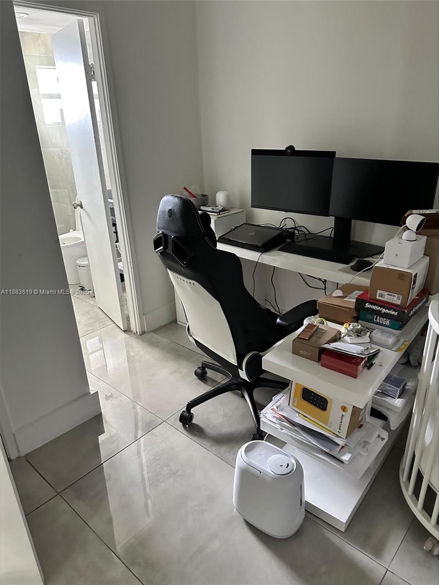 112-2 2 / 2 1036 sq. ft. $ 2025-09-23 0 Photo