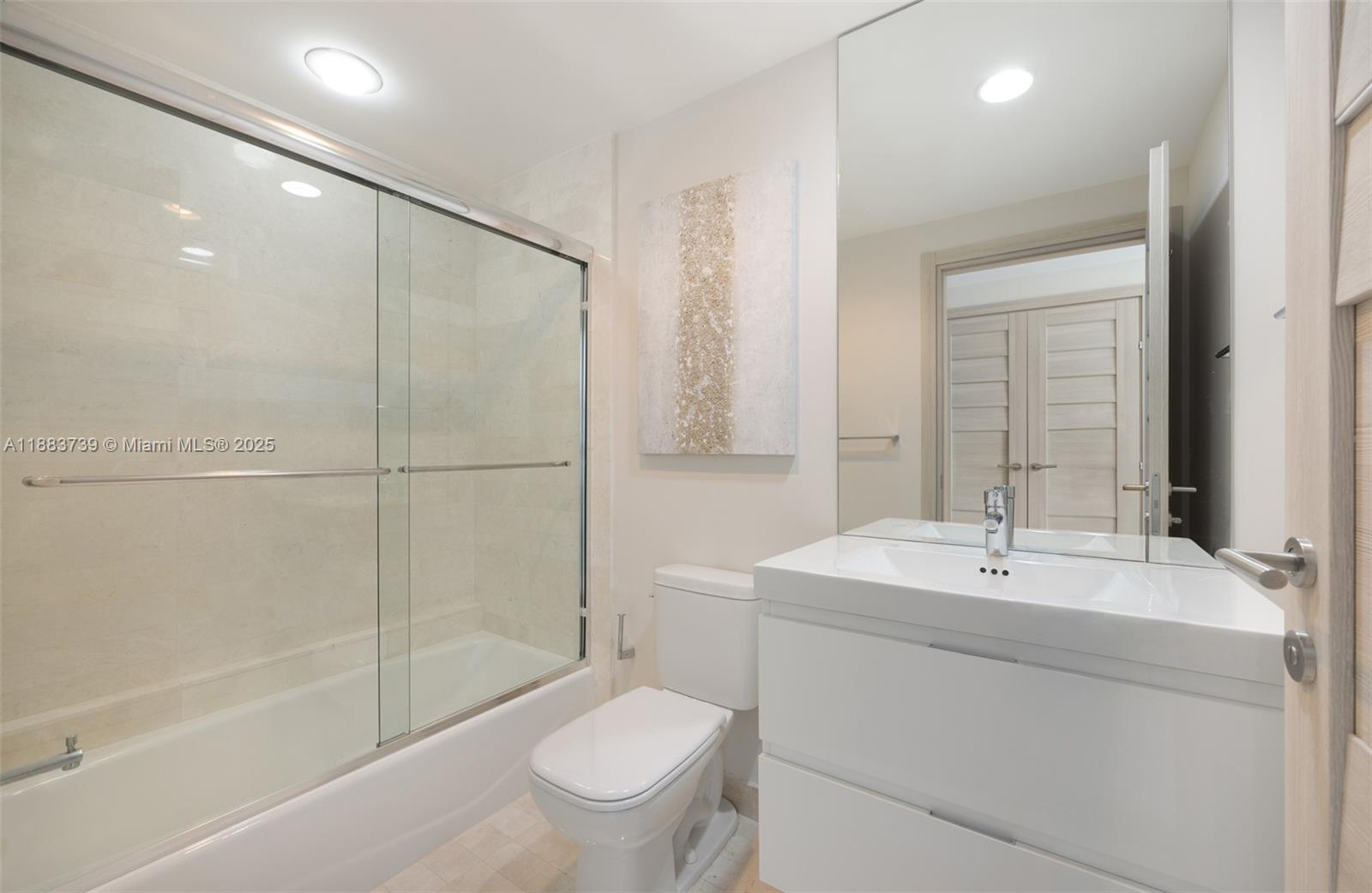 Photo of 17301 Biscayne Blvd  #2009, North Miami Beach, Florida, 33160 - 