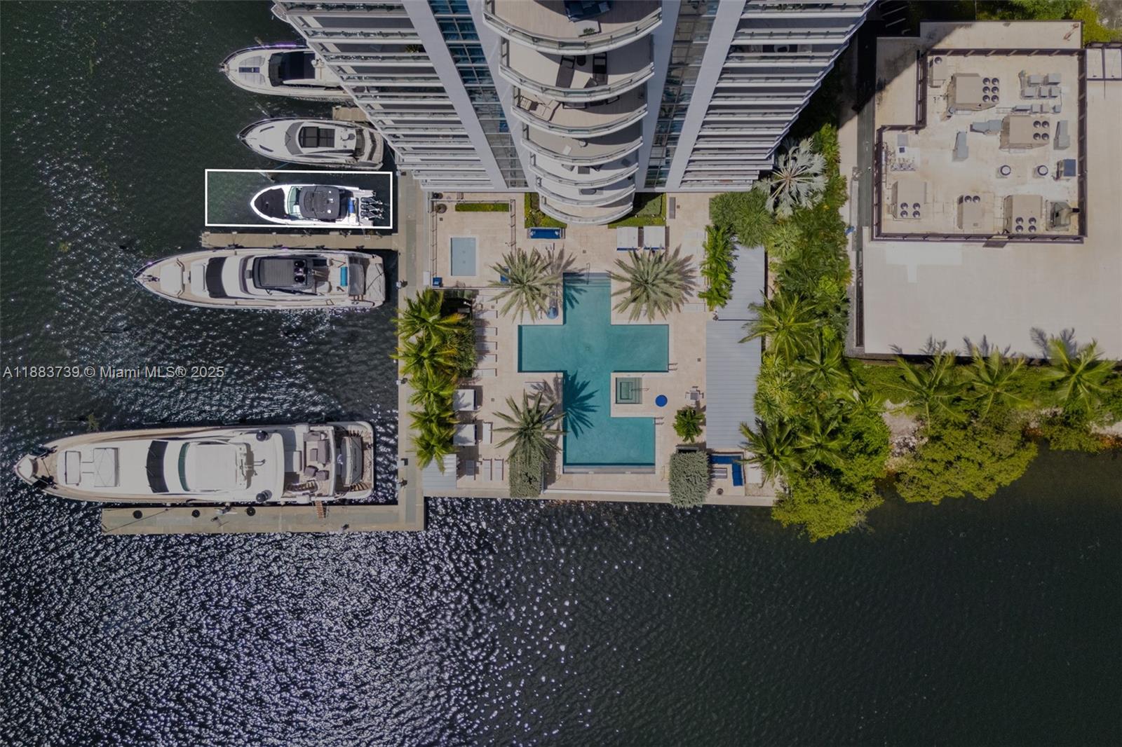 Photo of 17301 Biscayne Blvd  #2009, North Miami Beach, Florida, 33160 - 