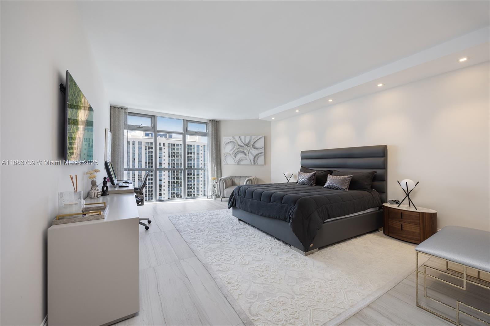 Photo of 17301 Biscayne Blvd  #2009, North Miami Beach, Florida, 33160 - 