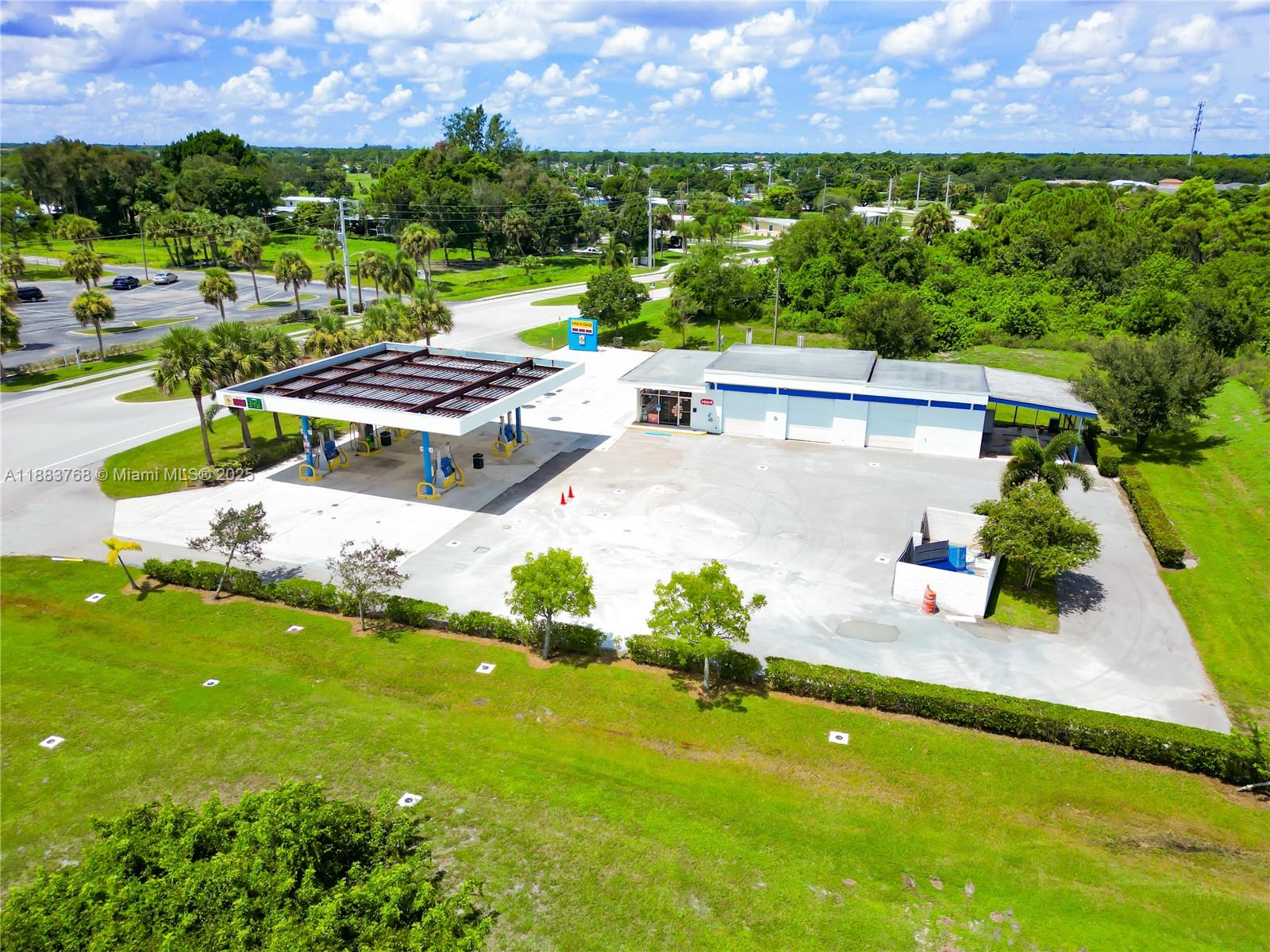 See details / sq. ft. $ 2025-09-23 0 Photo
