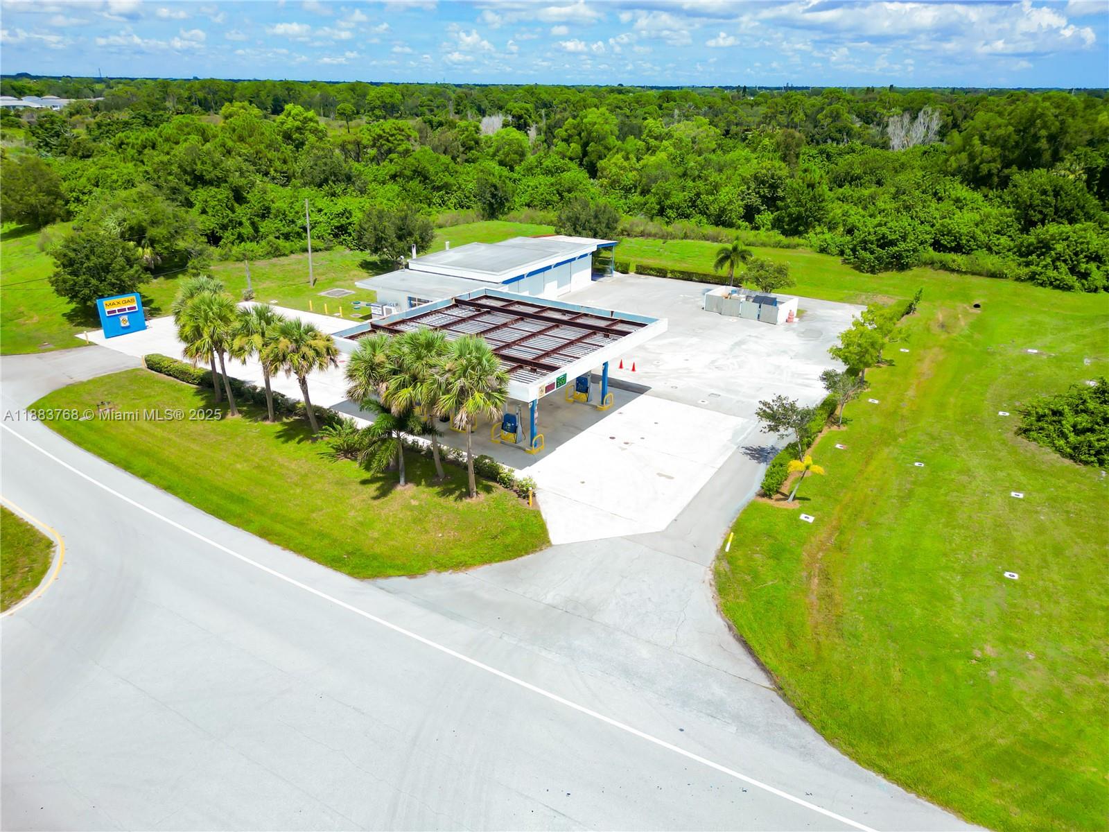See details / sq. ft. $ 2025-09-23 0 Photo