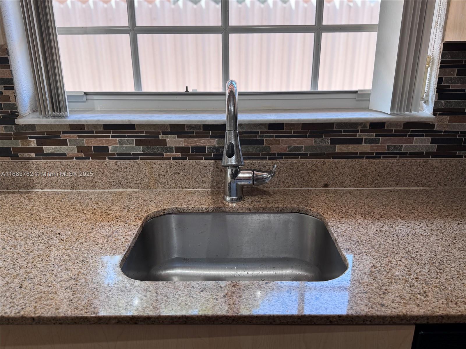 See details / 2255 sq. ft. $ 2025-09-23 0 Photo