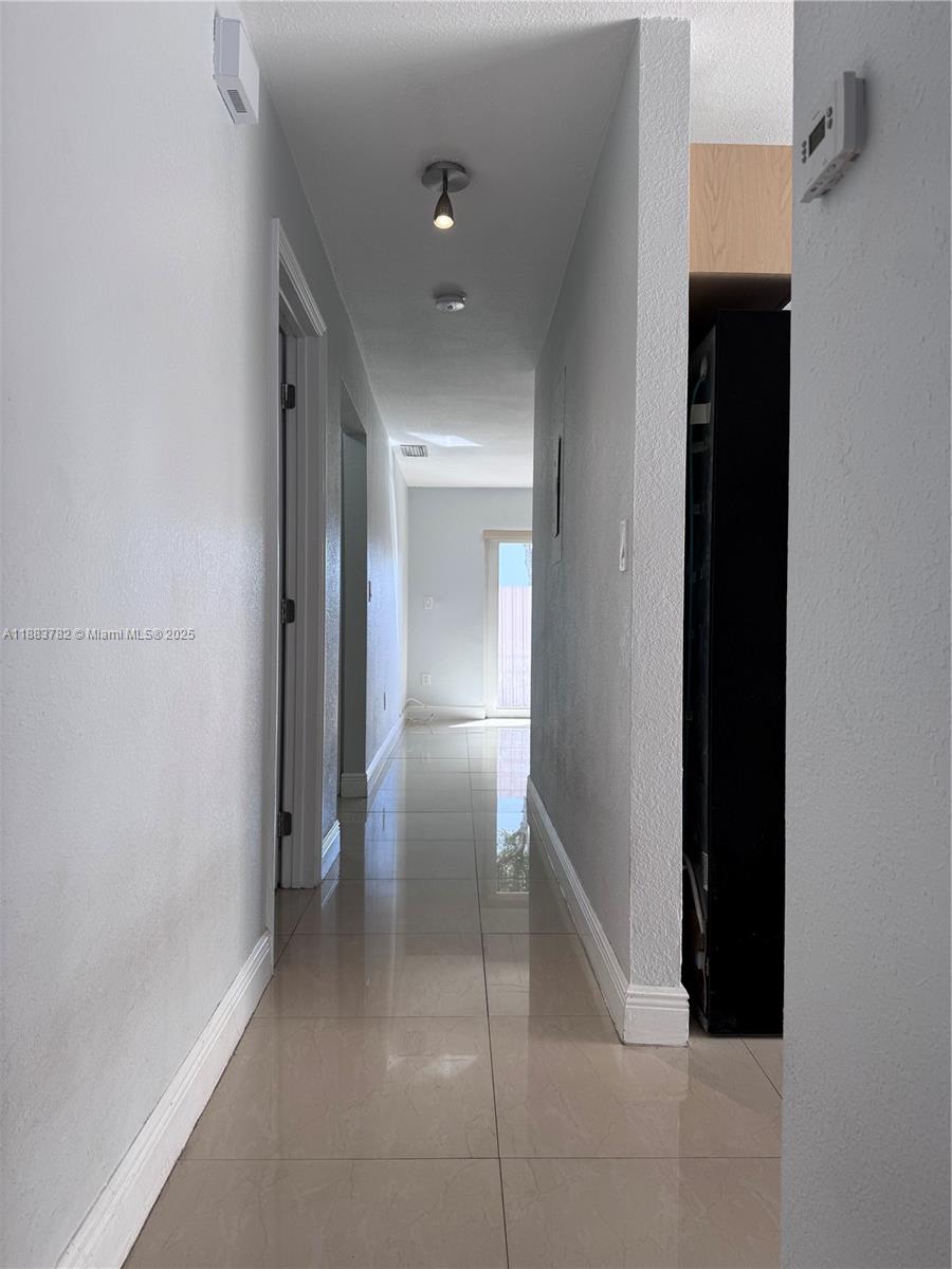 See details / 2255 sq. ft. $ 2025-09-23 0 Photo