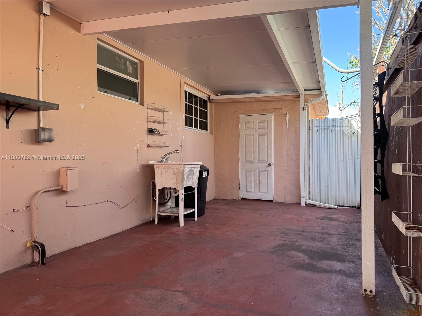 See details / 2255 sq. ft. $ 2025-09-23 0 Photo