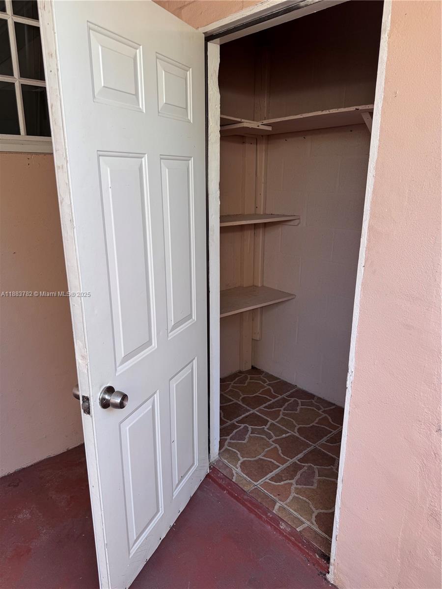 See details / 2255 sq. ft. $ 2025-09-23 0 Photo