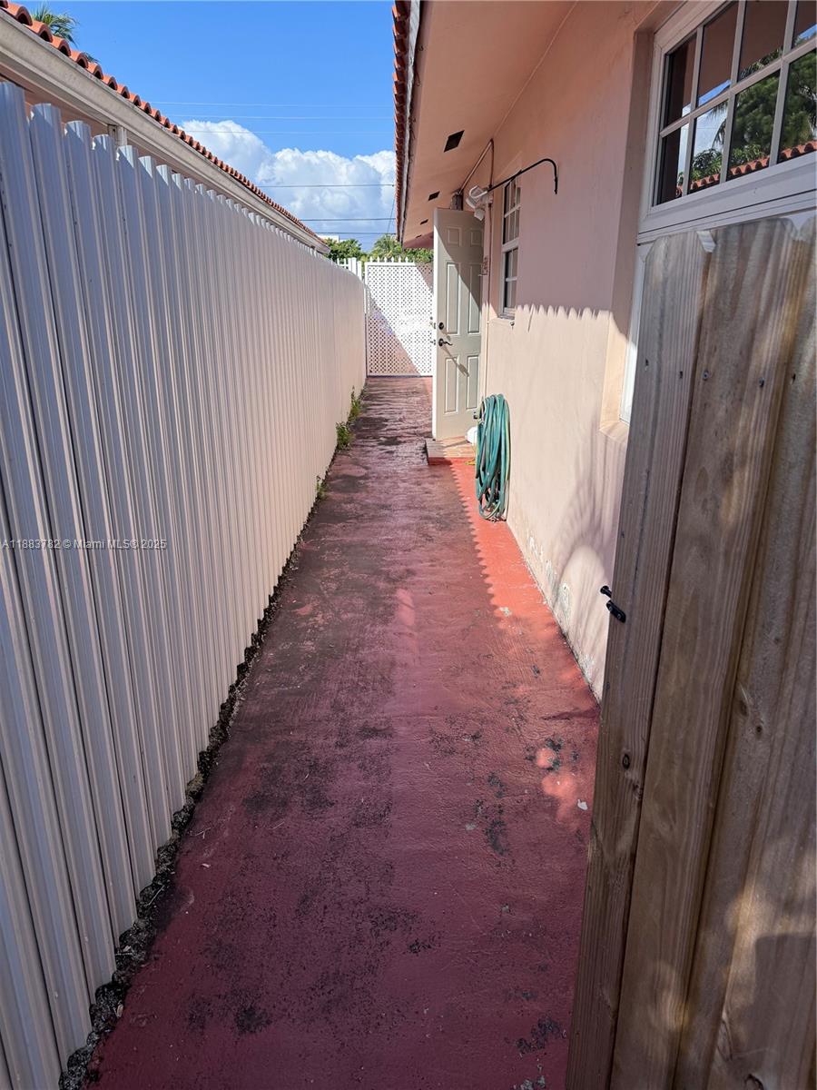 See details / 2255 sq. ft. $ 2025-09-23 0 Photo