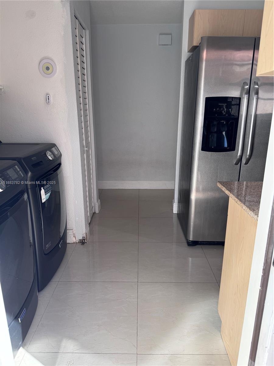 See details / 2255 sq. ft. $ 2025-09-23 0 Photo