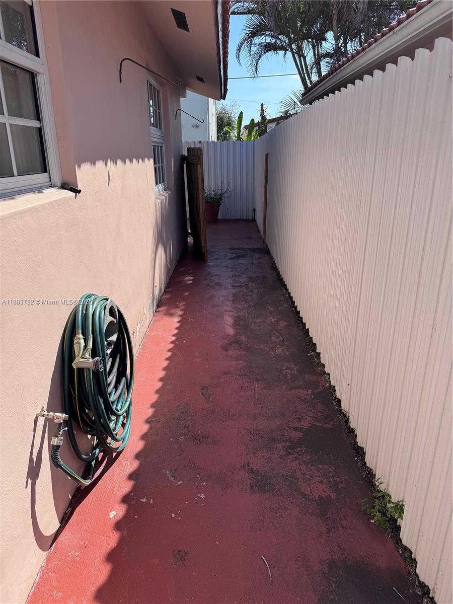 See details / 2255 sq. ft. $ 2025-09-23 0 Photo