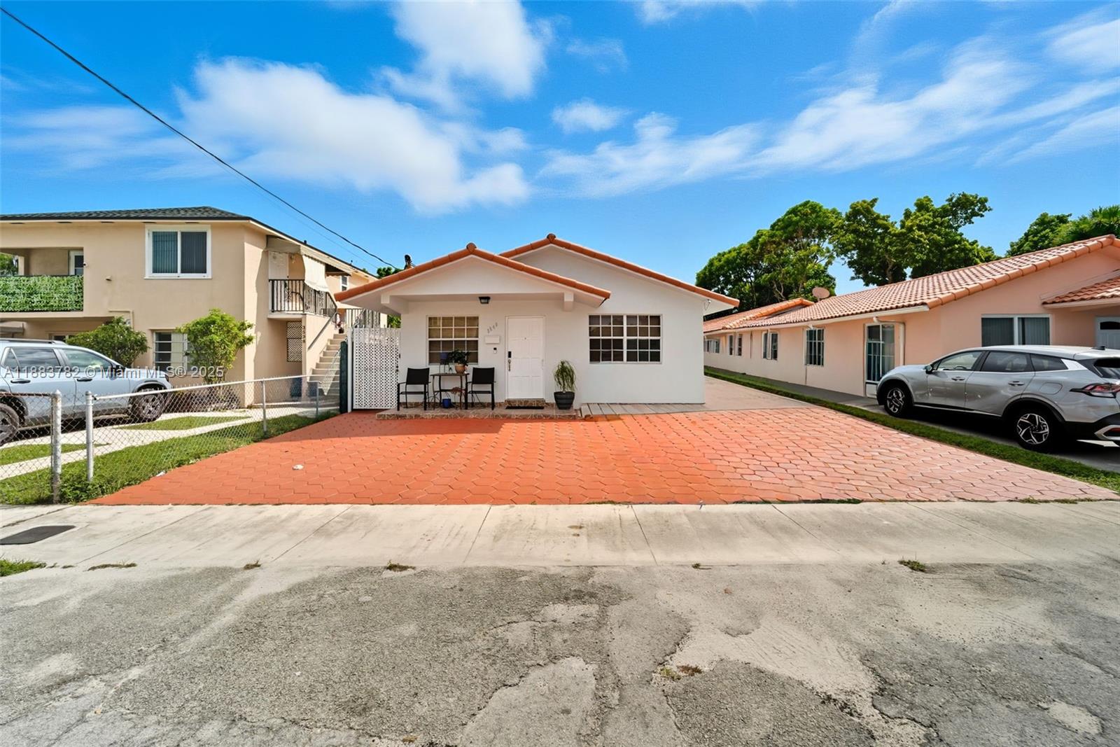 See details / 2255 sq. ft. $ 2025-09-23 0 Photo
