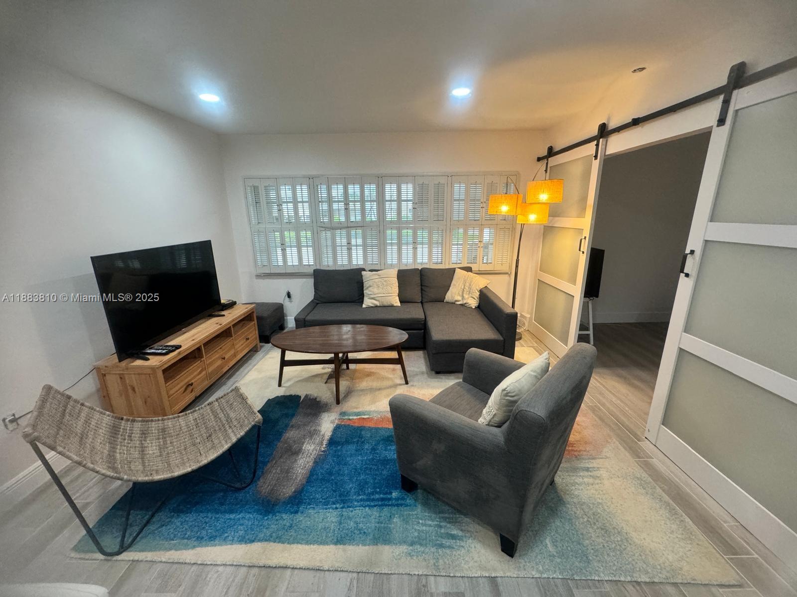 ME 1 / 1 798 sq. ft. $ 2025-09-23 0 Photo