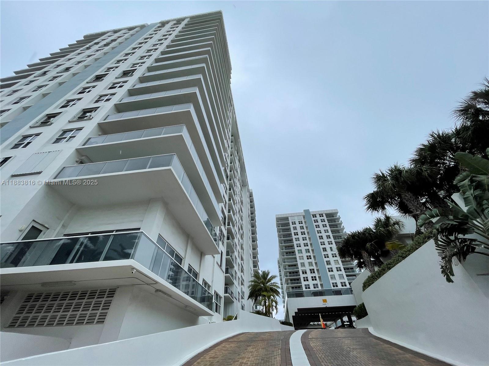 Photo of 2751 Ocean Dr  #1204S, Hollywood, Florida, 33019 - North and South Tower