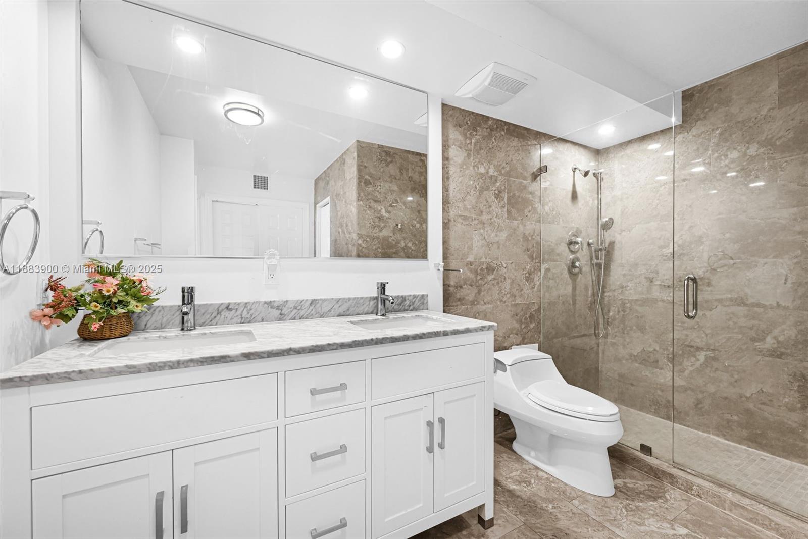 Photo of 20335 Country Club Dr  #2005, Aventura, Florida, 33180 - 