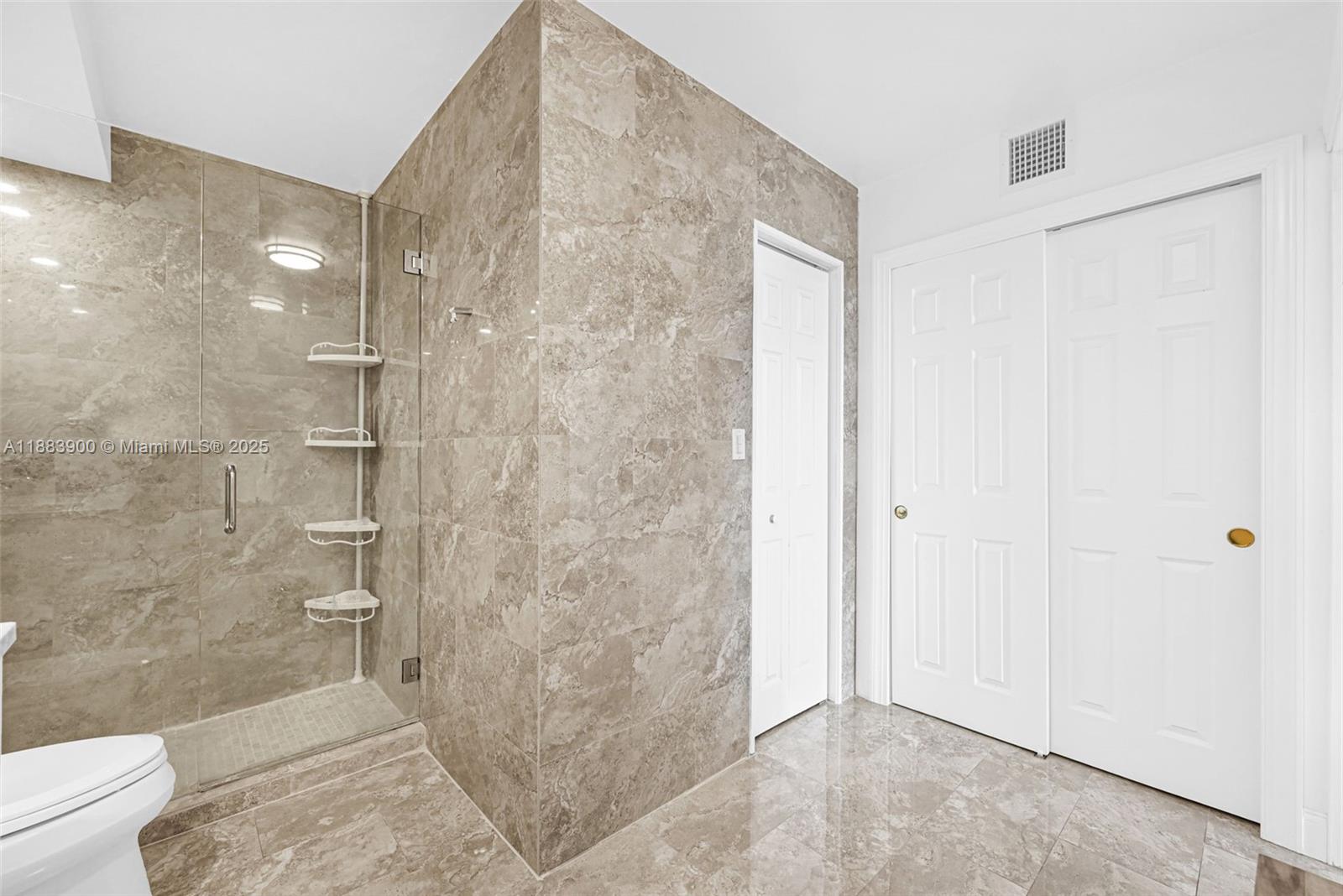 Photo of 20335 Country Club Dr  #2005, Aventura, Florida, 33180 - 