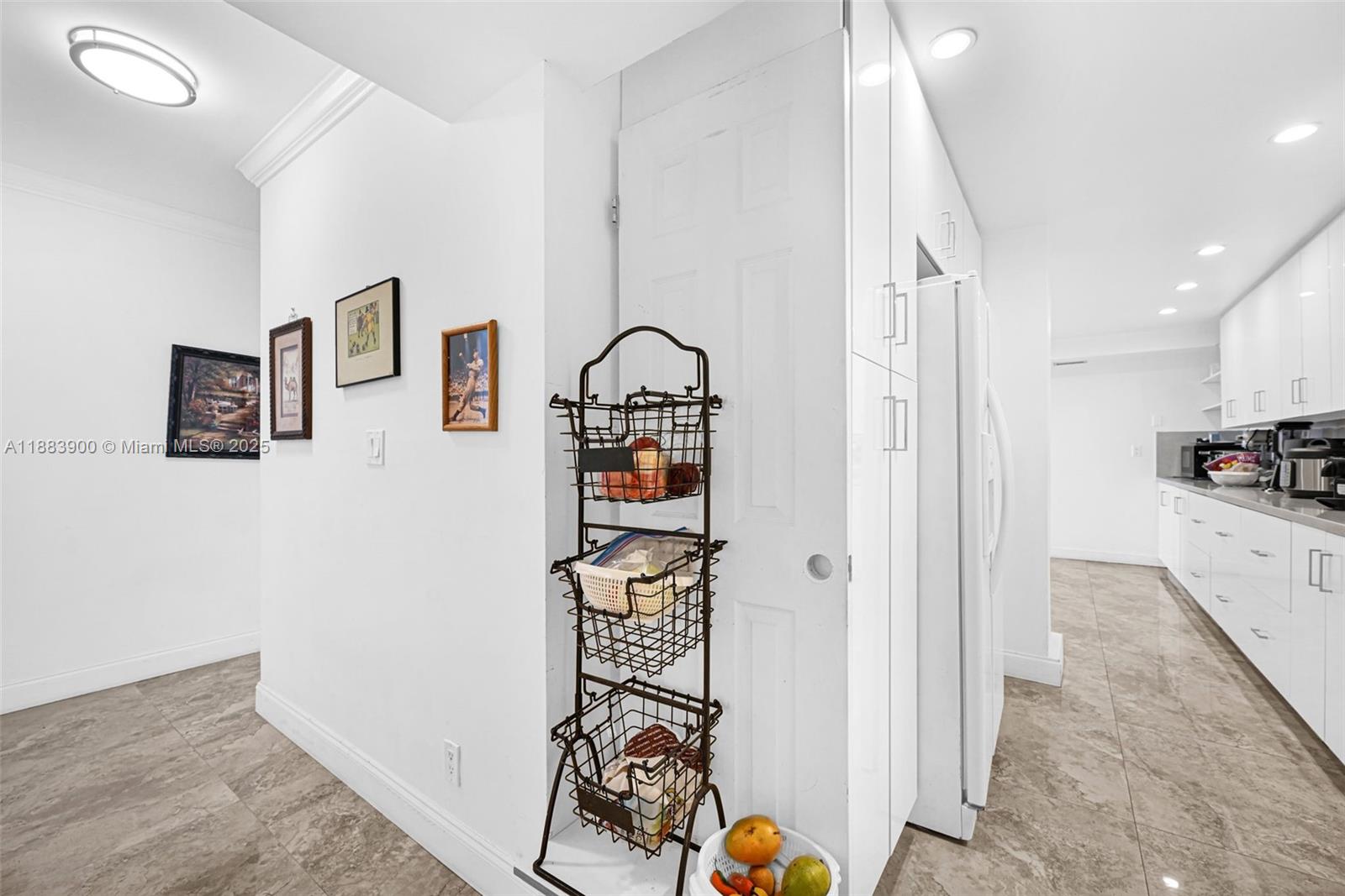 Photo of 20335 Country Club Dr  #2005, Aventura, Florida, 33180 - 