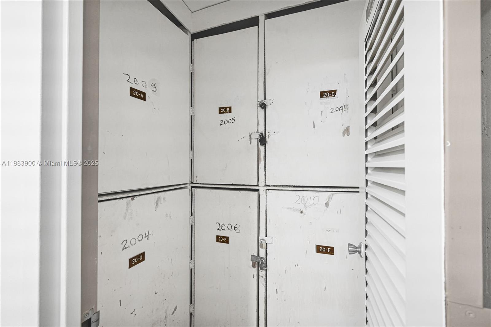 Photo of 20335 Country Club Dr  #2005, Aventura, Florida, 33180 - 