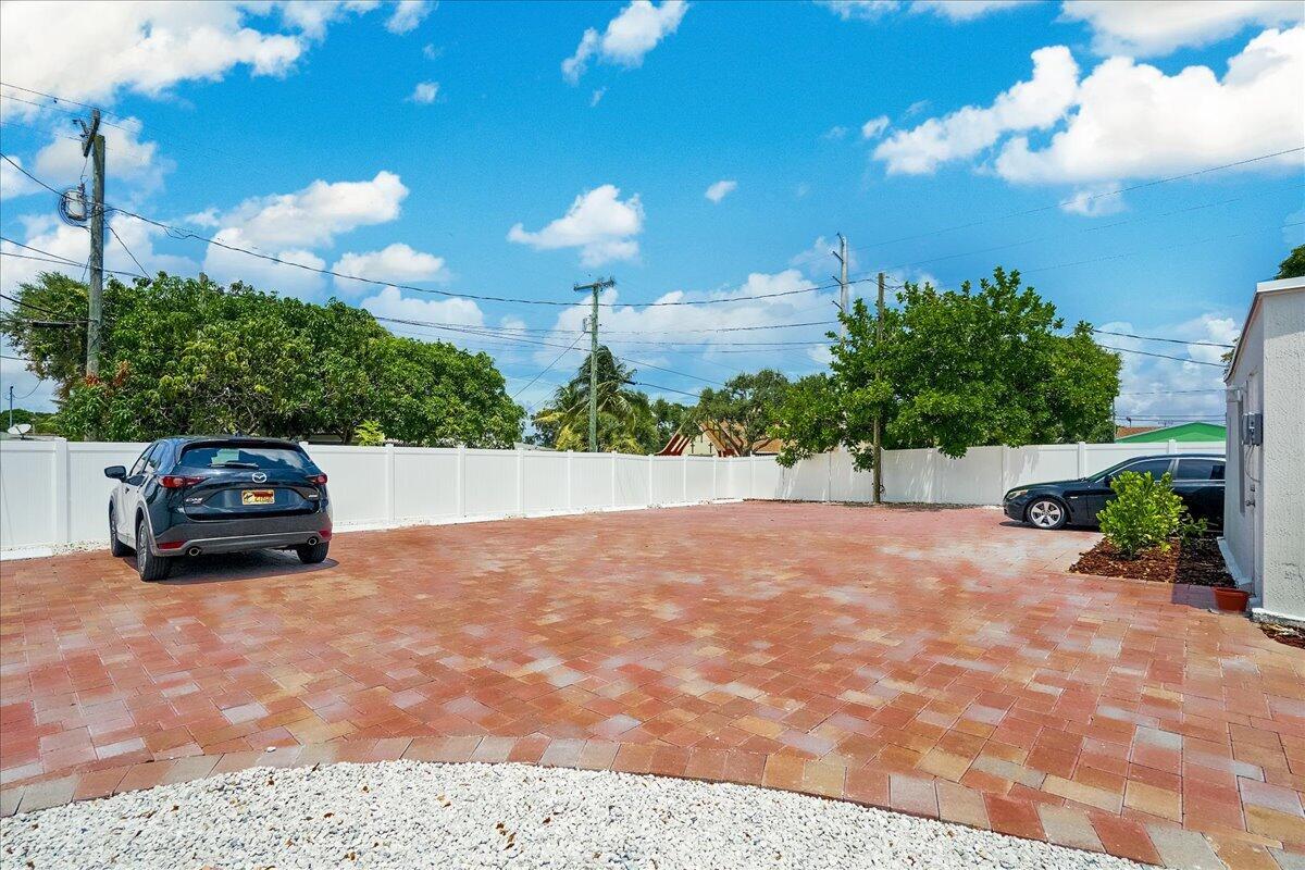 1,2,3,4,5  / 4 2903 sq. ft. $ 2026-06-18 0 foto