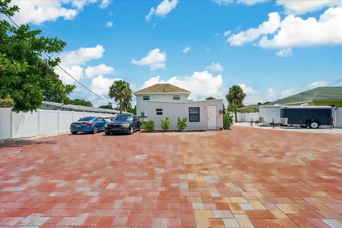 1,2,3,4,5  / 4 2903 sq. ft. $ 2026-06-18 0 foto
