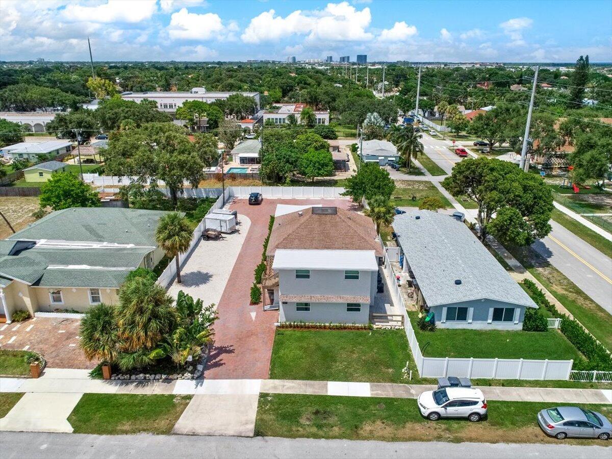 1,2,3,4,5  / 4 2903 sq. ft. $ 2026-06-18 0 foto