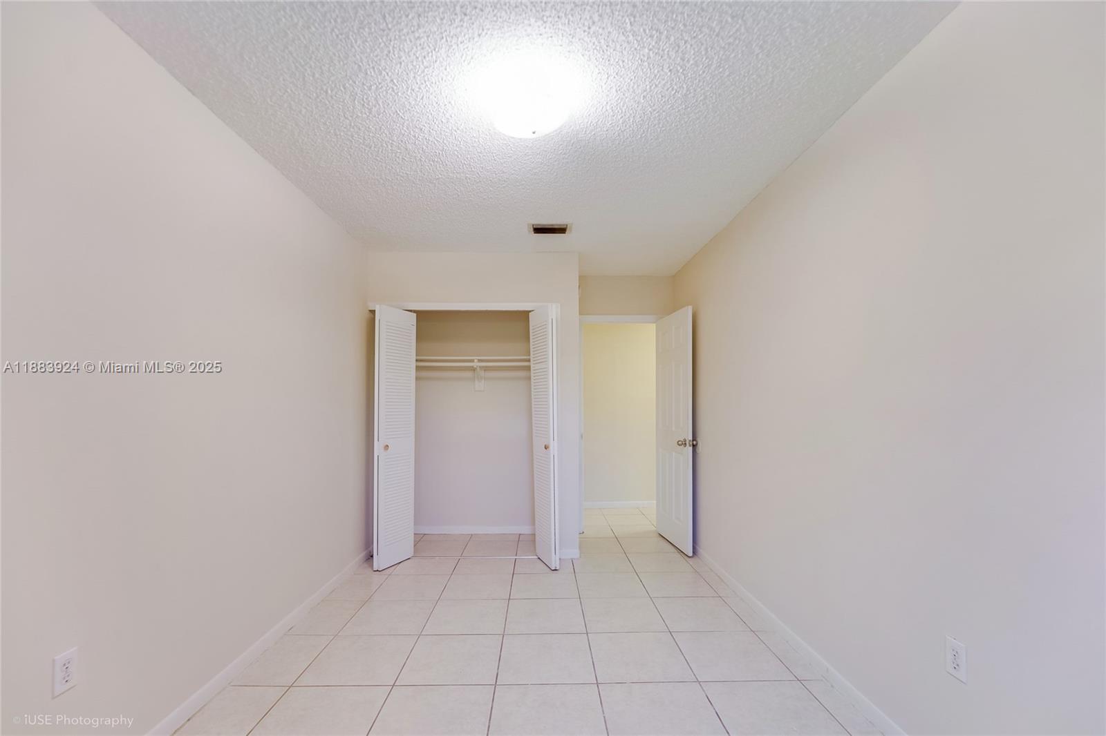   /  2530 sq. ft. $ 2025-09-24 0 Photo