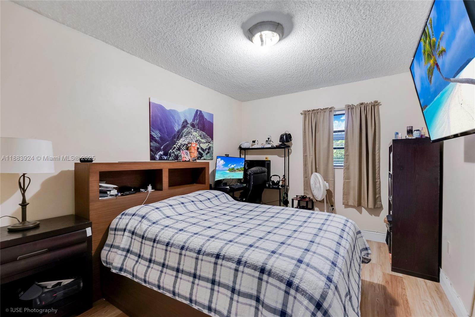   /  2530 sq. ft. $ 2025-09-24 0 Photo